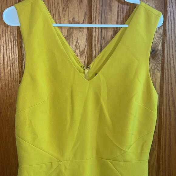 Banana Republic Factory mustard yellow bodycon midi dress size 8 - Picture 2 of 4